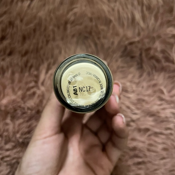 MAC Foundation - Picture 3 of 4